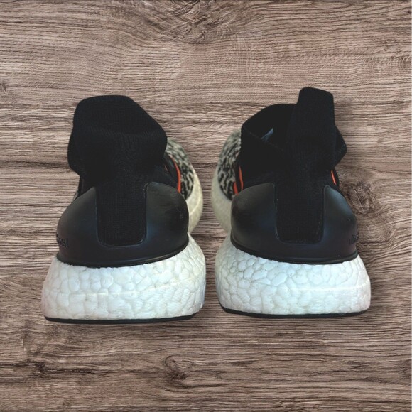 Women’s Adidas Stella McCartney x UltraBoost 3D Knit 'Leopard’ | Size 6 - Picture 4 of 4